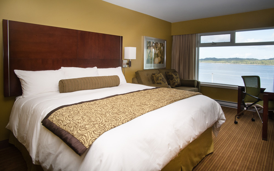 Harbour View Deluxe Room Prince Rupert Hotel